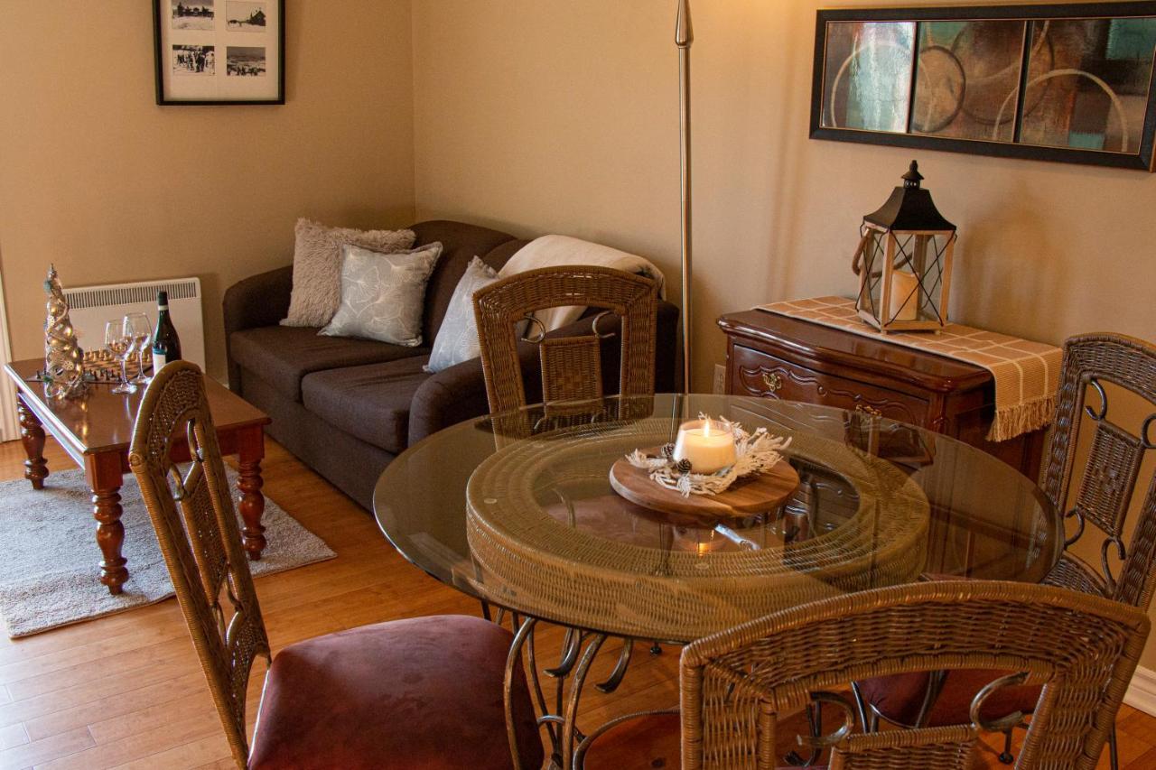 Charming With Kitchen St-sauveur Appartement