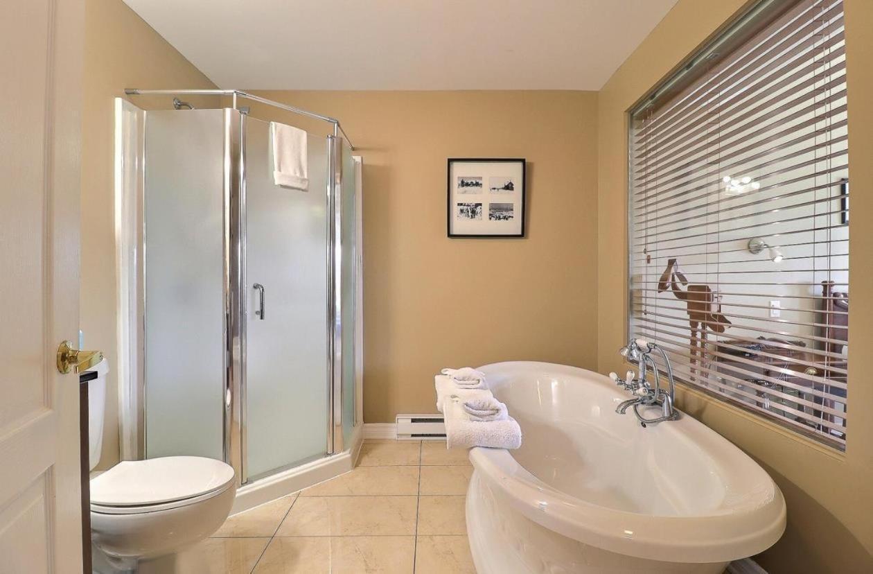 Charming With Kitchen St-sauveur